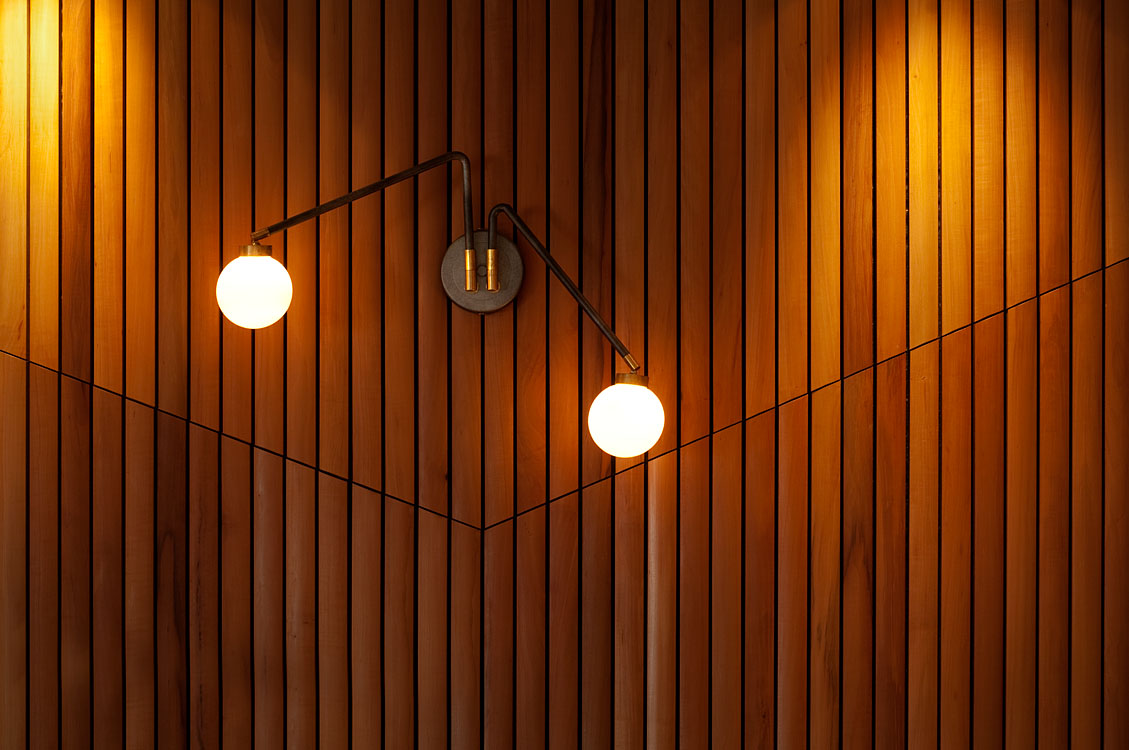 Interieurfotografie Detail Nahaufnahme einer Lampe. | Felix Krammer Fotografie