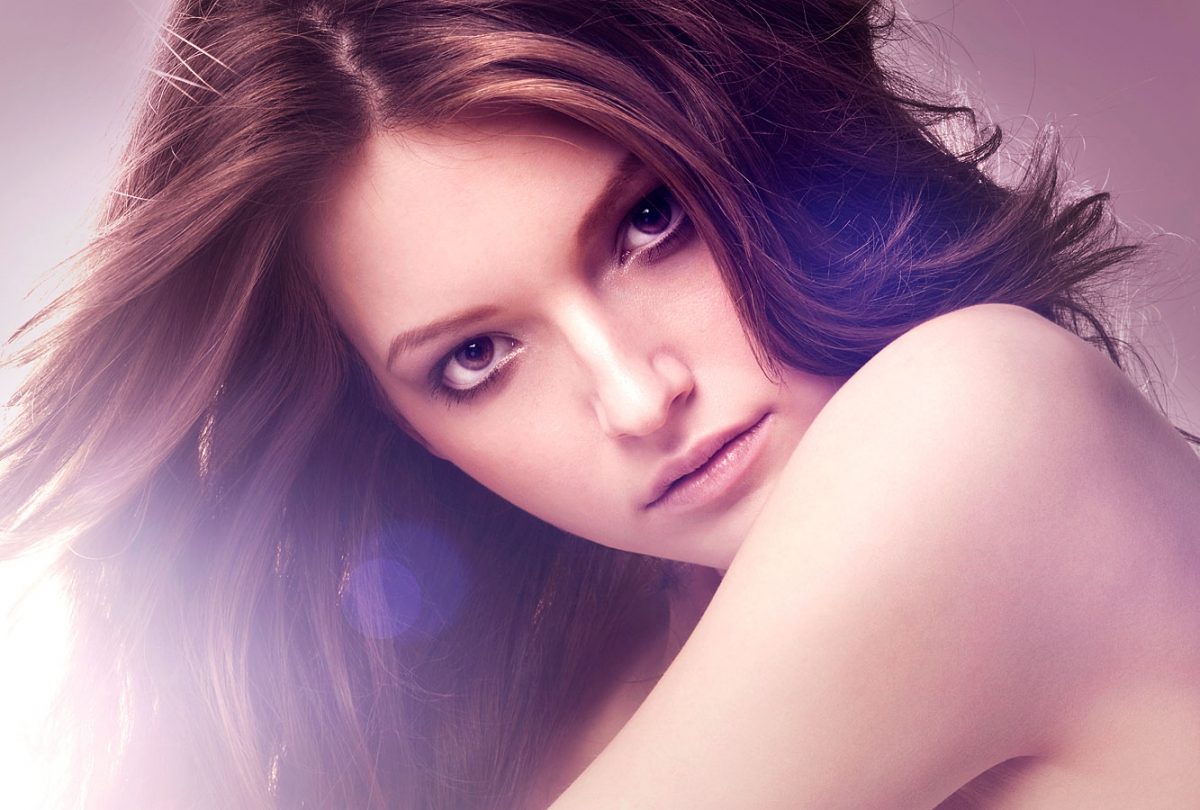 Beauty Fotoaufnahme mit Model Lea für Marie Claire Brazil | Felix Krammer Fotografie