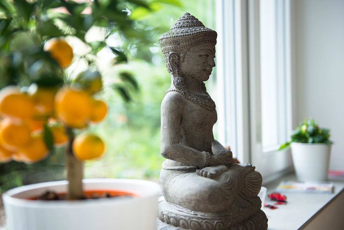 Interieurfotografie mit Buddha im Yogastudio Yoga am Park | Felix Krammer Fotografie