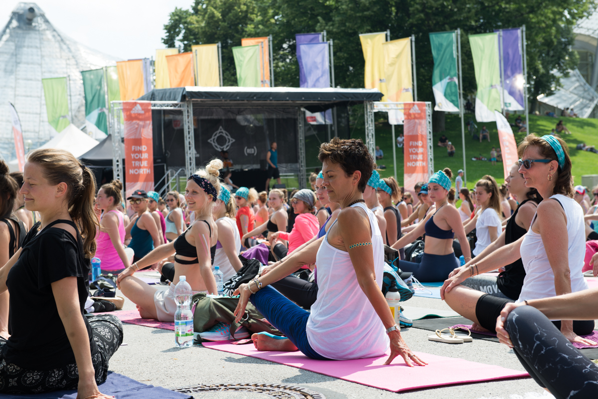 yoga-fotoshooting-patrick-broome-wanderlust-03